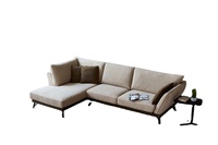 Sofá Minimalista Europeo para Sala de Estar, Forma Irregular, Brazos Delgados, con Tapicería de Tela, Muebles en Escala