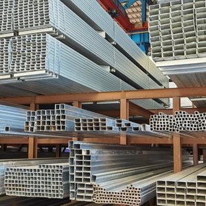 Tuyau carré en <span class=keywords><strong>acier</strong></span> galvanisé 20X20 25X25 50X50 25X50 40X80 50X100, technique ERW, norme ASTM, qualité Q235B, non allié, tolérance 1% - Product Image 4