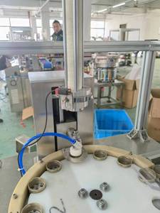 Tốc độ cao nắp tự động lót tấm lót máy nhôm foil Gasket chèn Máy Gasket Máy làm - Product Image 5