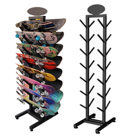 Présentoir de sol double face personnalisable pour skateboards, support de rangement en métal pour longboards et surf skate, idéal pour les magasins de sport pour enfants