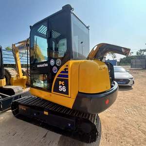 Mini machine d'occasion de 5 tonnes Komatsu PC56 avec pelleteuse sur chenilles à faible durée de fonctionnement en bon état à vendre - Product Image 3