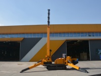 Grue araignée portable 5t, poids net 6,1 tonnes, pour une utilisation et un transport stables