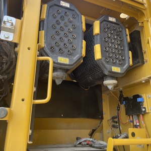 Potente Excavadora Usada Modelo 2023 con Capacidad de Cazo de 2.6m y Mínimo Desgaste para Instalación de Tuberías - Product Image 2
