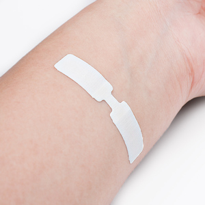 Pansements adhésifs papillon en PE, respirants, hypoallergéniques, sans latex, bandes de fermeture de plaies, emballés individuellement pour les premiers secours - Product Image 6