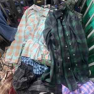 เสื้อเชิ้ตผู้ชายสไตล์เกาหลีลายทางแขนยาวขายส่งยกแพ็ค เสื้อวินเทจผู้ชายมือสอง <span class=keywords><strong>เสื้อผ้า</strong></span>ฟลานเนลสำหรับผู้ชาย - Product Image 1