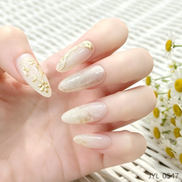 24 faux ongles 3D embossés à presser, forme amande moyenne, nude, avec paillettes et feuille d'or, réutilisables, design haut de gamme pour femmes