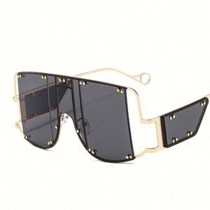 Lunettes de soleil Steampunk pour femmes 2025 avec logo personnalisé, monture métallique de luxe vintage, grandes lunettes de soleil punk, verres miroir UV400 - Product Image 1