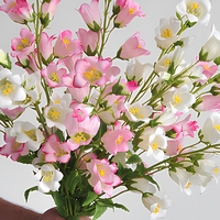 Realistische Maiglöckchen Kunstblumen Seiden-Blumenarrangement Einzelner Stiel für Heim Hochzeit Schaufensterdekoration