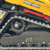 V1000 Warehouse Skid Steer CE Euro5 dengan Penawaran Pabrik, Pengiriman Cepat & Bucket Hidrolik 4-in-1 yang Kuat untuk Penggunaan Dalam Ruangan, Pengiriman Cepat