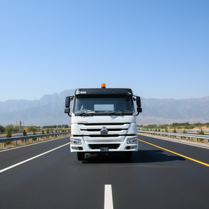 Camion-citerne d'<span class=keywords><strong>aspiration</strong></span> des eaux usées SINOTRUK HOWO 4X2 manuel diesel léger de haute qualité, 10 m, <span class=keywords><strong>pompe</strong></span> à vide, 351-450 ch, norme d'émission Euro 2 - Product Image 6