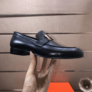 Mocasines de cuero negro para hombre con detalle de hebilla metálica, zapatos de vestir sin cordones para negocios y uso diario hermessing - Product Image 5