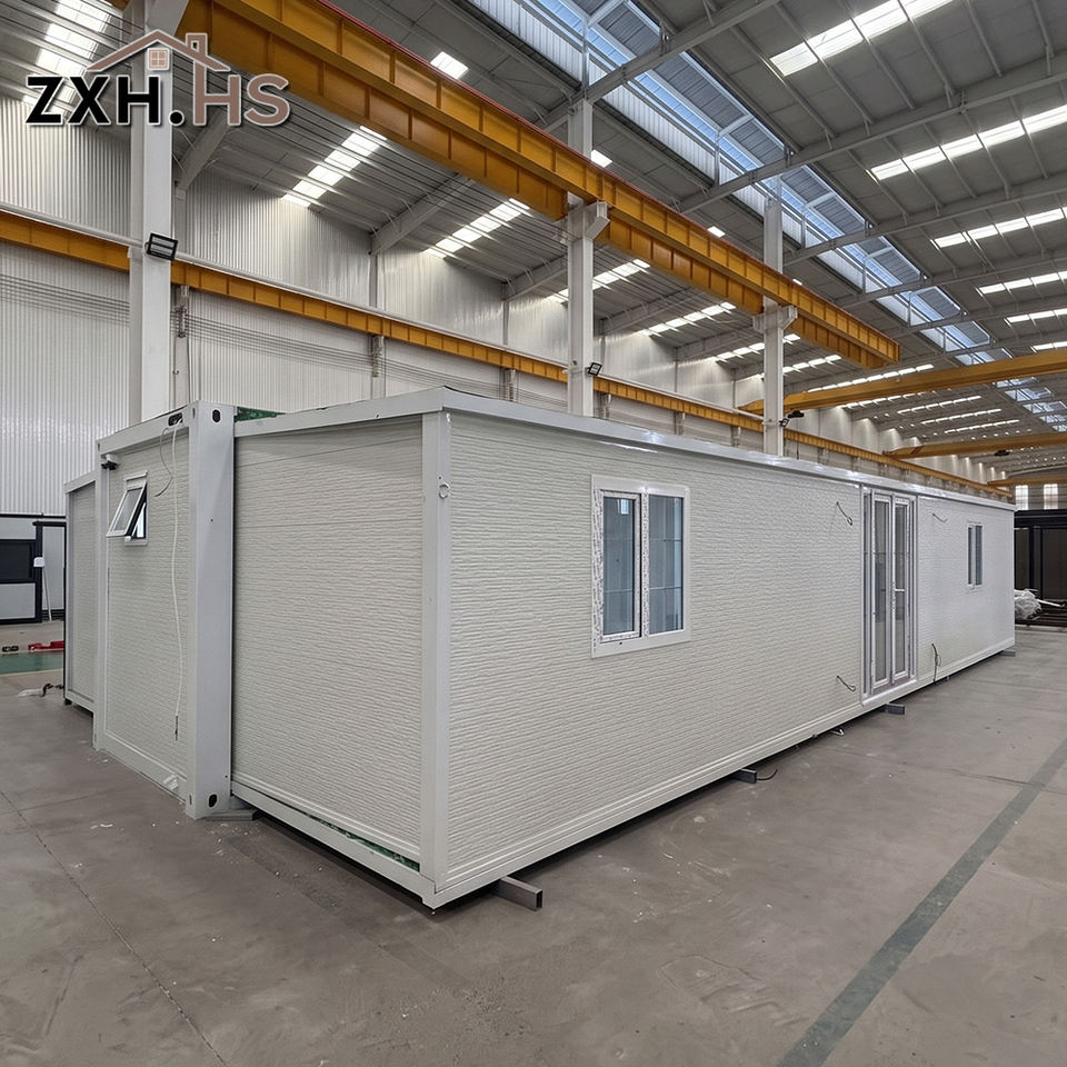 Prefab Expandable House with Modern Modular Layout and Center Atrium ...