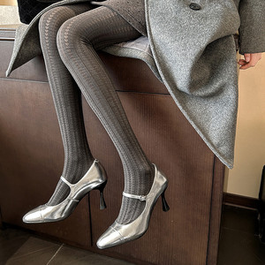 Botín de Mujer con Tacón Grueso y Punta Cuadrada, Cómodo y Multifuncional, con un Diseño de Estilo Retro - Product Image 6