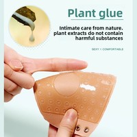 Sujetador con tiras ajustables para busto grande, con almohadillas para pezones, efecto push-up, con alas, de nailon, invisible, reutilizable e impermeable para mujer