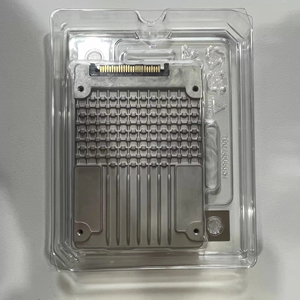 SSD de serveur NVMe U.2 D7-P5520 7,68 To PCIe 4.0 x4 SSDPF2KX076T11Z d'occasion, testé et reconditionné - Product Image 2