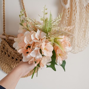 Bouquet d'hortensias artificiels Flower Island pour mariage et décoration intérieure, fleurs à main transfrontalières - Product Image 1