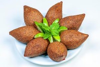 Petit Kubba Kebbe Kebbeh Kebab Kebba Kebbah Kibbeh Kuba Kibaba Kubbeh Kebbah Kubbi Machine Incrustante Avec Certificat CE