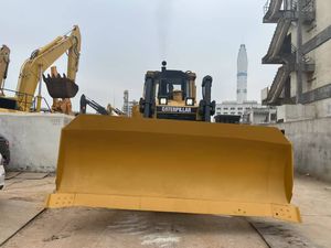 Topadora de orugas CAT D7R de segunda mano con desgarrador de un solo diente, bulldozer Caterpillar duradero para movimiento de tierras en la construcción de canteras - Product Image 3