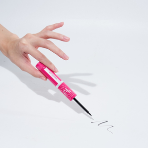 701 Double Extension 2 in 1 Waterproof <b>Mascara</b> & Eyeliner delivers long-lasting curly lashes with a smooth chemical cream - Product Image 4