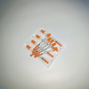 Jeringas de Insulina Veterinaria Personalizables, Jeringa de Insulina de 1 ml, Calibre 31 de 12 mm, Aguja Fina de 8 mm, Aguja de 1/2 Pulgada de 30 g - Product Image 2