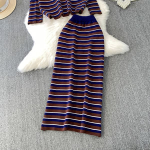 Set Rajutan Fashion Wanita Sweater Kerah Bulat Bergaris Rok Panjang Slim Pinggang Tinggi Kasual Set 2 Potong Wanita - Product Image 5