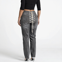 Nouveau Jean Femme Tendance à Lacets Coupe Slim avec Œillets Contrastants Créatifs au Dos et Bretelles – Vente en Gros