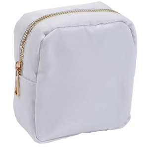 Petit sac cosmétique en nylon pour femmes, pochette cadeau de maquillage pour filles - Product Image 1