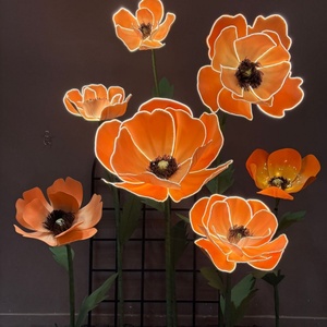 Grandes fleurs de pavot en EVA lumineuses, faites à la main, étanches et ultra-réalistes pour la décoration de centres commerciaux et les vitrines de festivals - Product Image 2