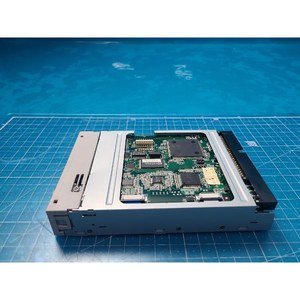 Bandeja para Disco Duro Fujitsu CA06123-B481 Usada Como Está, Piezas de Equipos Semiconductores Legados - Product Image 4