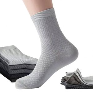Calcetines de tubo medio de fibra de bambú Superior para hombre, Color sólido, antisudor y transpirables para negocios, correr, deportes y ciclismo informal - Product Image 1