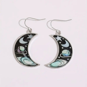 Boucles d'oreilles pendantes vintage Lune et Planète pour Femme, élégantes boucles d'oreilles célestes - Product Image 5