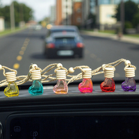 Vente en gros d'huiles essentielles d'aromathérapie personnalisées, mini désodorisant de voiture en cristal, diffuseur à clip, couvercle en bois, parfum de voiture automobile