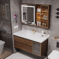 Ensemble de meuble-lavabo mural moderne en MDF laqué noyer avec miroir intelligent intégré et vasque en céramique