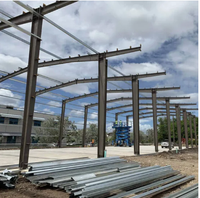 Atelier de construction en structure métallique personnalisée avec couleur et dimensions sur mesure