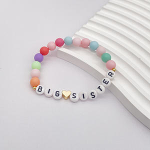 Mignon coloré coeur lettre perlé <span class=keywords><strong>Bracelet</strong></span> fait à la main <span class=keywords><strong>grande</strong></span> <span class=keywords><strong>soeur</strong></span> lettre déclaration coloré perle <span class=keywords><strong>Bracelet</strong></span> pour les femmes - Product Image 5