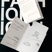 Cartes pliantes personnalisées avec estampage à chaud doré, conception personnalisée pour cadeaux d'entreprise, approvisionnement en vrac