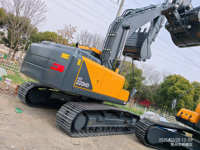 Excavatrices sur chenilles de taille moyenne Tier 2 HX220HD 21,4 tonnes et 110 kW et 1,2 m³ – Matériel de terrassement avec brise-roche, grappin et attache rapide