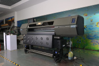 EP1604 (4 cabezales) 4 colores/8 colores 1,6 M Impresora fotográfica solvente ecológica grande Plotter de inyección de tinta de impresión flexible de vinilo con cabezal de impresión I3200