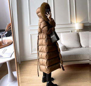 Piumino da donna lungo sopra il ginocchio 90 piumino bianco piumino con collo di pelliccia grande - Product Image 3