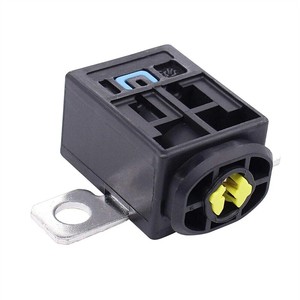 Interruptor de Alta Temperatura Mercedes, Portafusibles de Desconexión de Batería por Impacto N000000006967 - Product Image 2