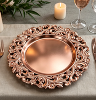 Assiettes de présentation de luxe en PP, motif floral or rose, 33 cm, personnalisables, pour un service de table élégant lors de mariages