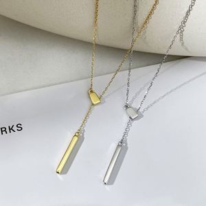 Collier pendentif chaîne à maillons en forme de nœud en argent sterling 925, design minimaliste tendance Dylam - Product Image 2