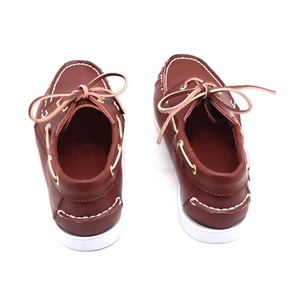 Chaussures <span class=keywords><strong>Bateau</strong></span> Spinnaker <span class=keywords><strong>Homme</strong></span> Cousues Main à Lacets et à Enfiler en <span class=keywords><strong>Cuir</strong></span> Véritable Huilé <span class=keywords><strong>Marron</strong></span> Clair, Plateforme Légère, Printemps, Unisexe - Product Image 4