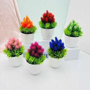 Planta Bonsái Artificial Qi Xing, Miniatura de Plástico Verde para Decoración Navideña, Color Brillante, Tacto Natural, Uso Interior y Exterior - Product Image 1
