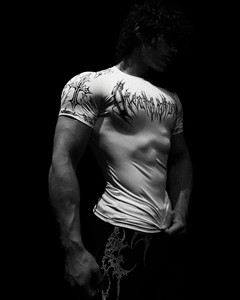 Maglietta a Compressione a Maniche Corte da Uomo 2026, Design Aderente, Alta Elasticità, Maglia Fitness con Texture Muscolare - Product Image 3