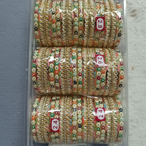 Ensemble de bracelets multicolores pour un look ethnique indien tendance - Product Image 1
