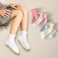 Chaussettes bébé à volants pour filles, antidérapantes, avec grip, mignonnes et décorées de volants |   Coton doux d'intérieur à volants