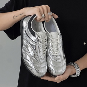 <span class=keywords><strong>Scarpe</strong></span> da Corsa Personalizzate Leggere ed Eleganti <span class=keywords><strong>Scarpe</strong></span> da Guida Argento con Suola Sottile Sneakers Traspiranti <span class=keywords><strong>Scarpe</strong></span> da Allenamento Moda <span class=keywords><strong>Uomo</strong></span> - Product Image 3