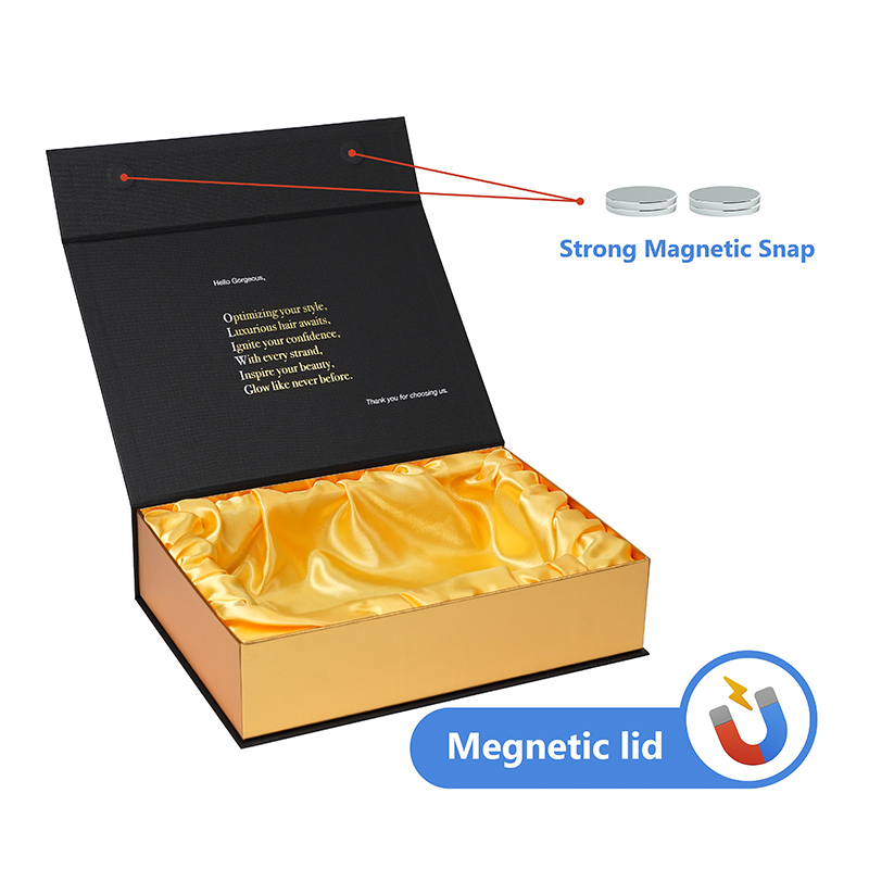 Boîte en forme de livre avec insert en soie