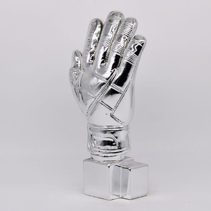 Nicro, nuevo diseño, nombre personalizado, competición de fútbol, premios de resina, trofeo <span class=keywords><strong>para</strong></span> portero, regalos de recuerdo, Trofeo con forma de guante dorado - Product Image 5